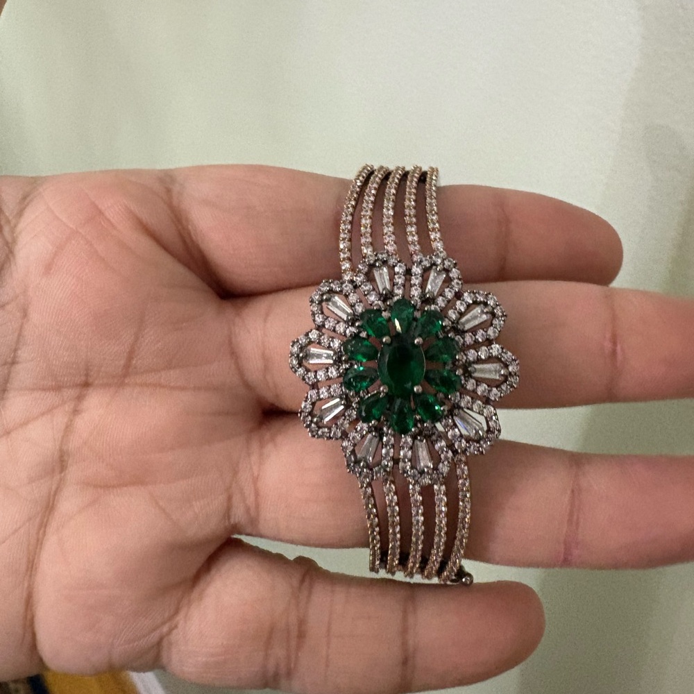 Elegant Green and German Silver Floral Bracelet